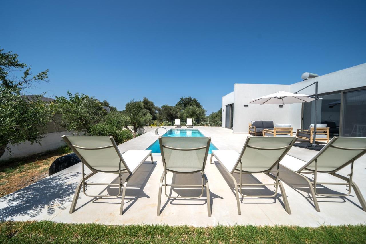 Villa Vivian Heated Private Swimming Pool & Jacuzzi Georgioúpoli Extérieur photo